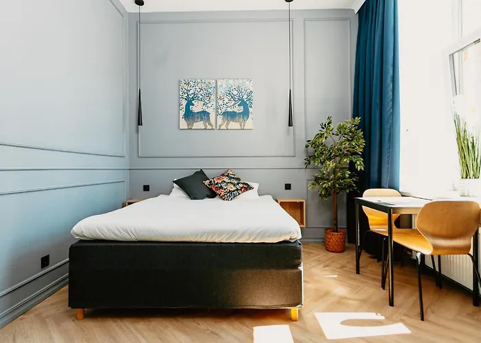 Luxurious - Near Old Town Apartman *